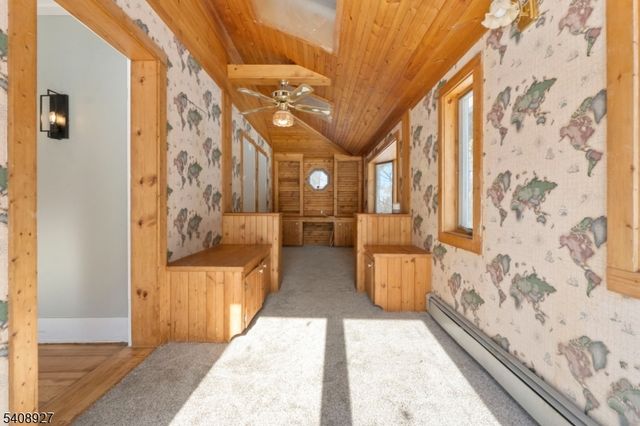 1 Old Dingman Rd, Sandyston Twp., NJ 07851