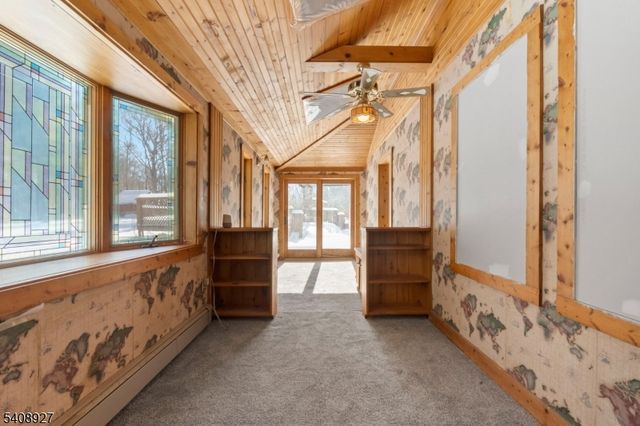 1 Old Dingman Rd, Sandyston Twp., NJ 07851