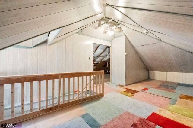 1 Old Dingman Rd, Sandyston Twp., NJ 07851