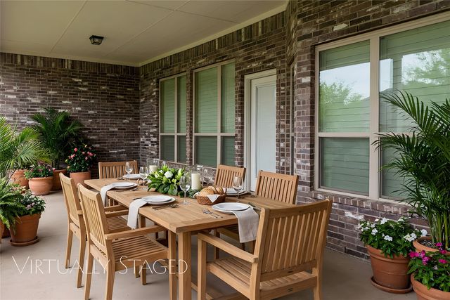 4224 Hollow Creek Court, Fort Worth, TX 76008