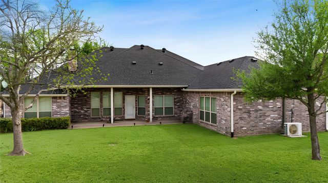 4224 Hollow Creek Court, Fort Worth, TX 76008