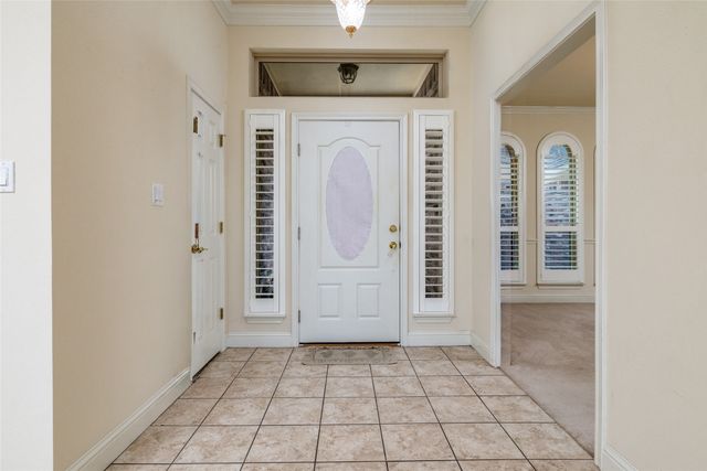 4224 Hollow Creek Court, Fort Worth, TX 76008