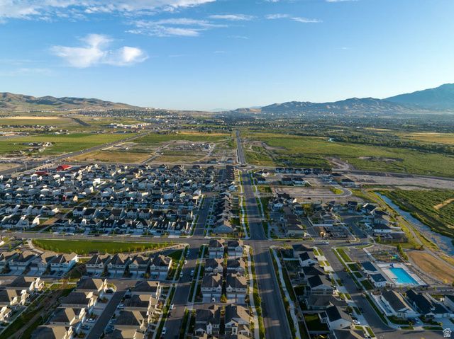 549 N RIVERSIDE DR, Saratoga Springs, UT 84045