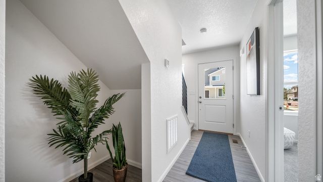 549 N RIVERSIDE DR, Saratoga Springs, UT 84045