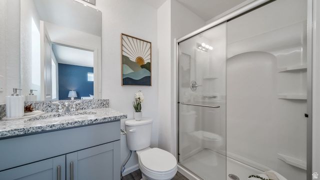 549 N RIVERSIDE DR, Saratoga Springs, UT 84045