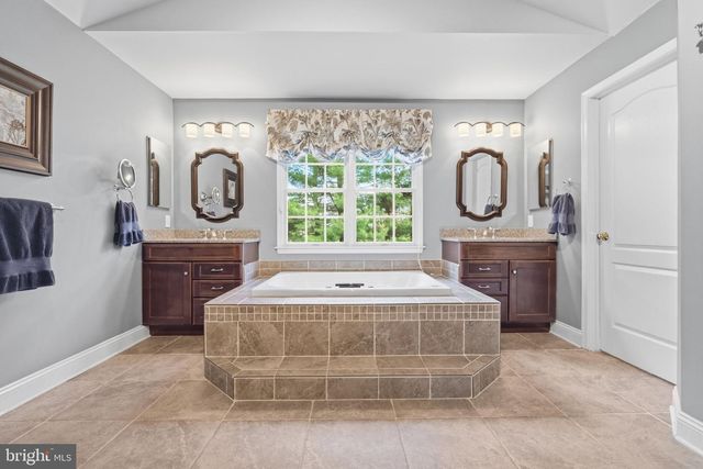 291 DRESSAGE CT, West Chester, PA 19382