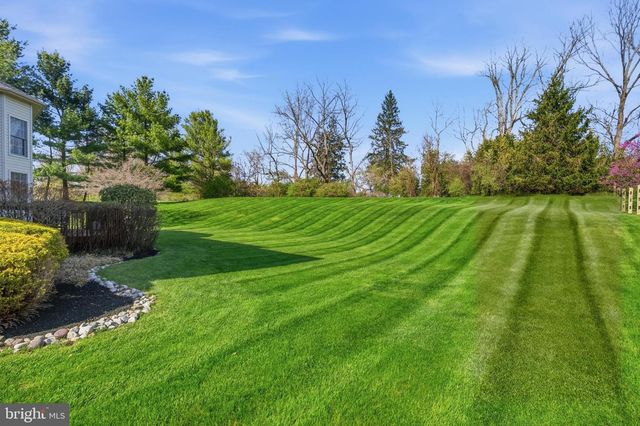 291 DRESSAGE CT, West Chester, PA 19382