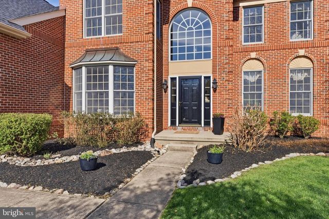 291 DRESSAGE CT, West Chester, PA 19382