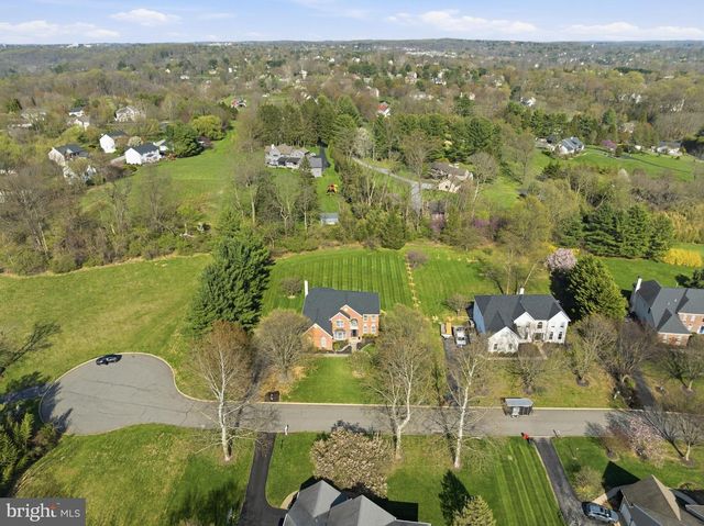 291 DRESSAGE CT, West Chester, PA 19382