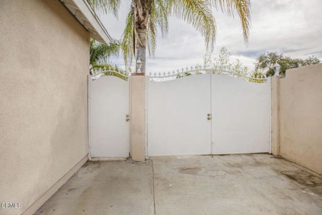 11817 Jouett Street, Los Angeles, CA 91342