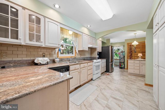 216 GLADE BLVD, Walkersville, MD 21793