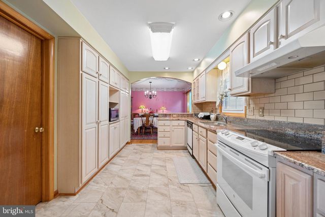 216 GLADE BLVD, Walkersville, MD 21793