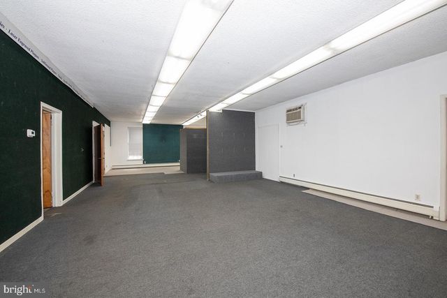 500-02 W CHELTENHAM AVE, Philadelphia, PA 19126