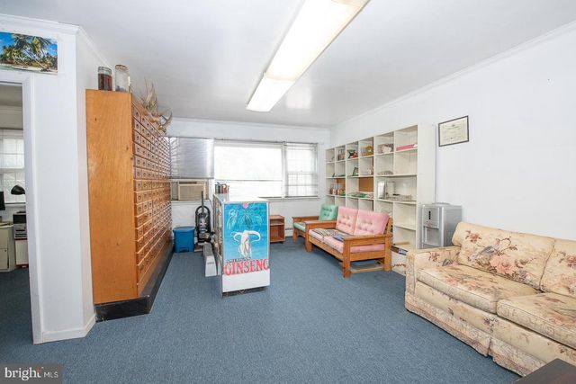 500-02 W CHELTENHAM AVE, Philadelphia, PA 19126