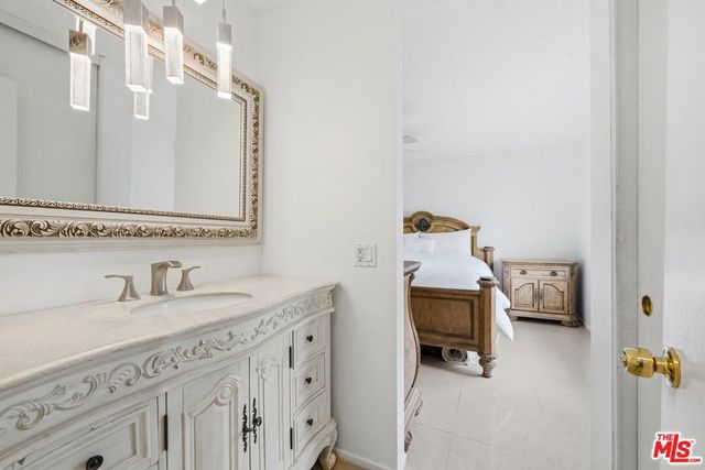29107 Hillrise Drive, Agoura Hills, CA 91301