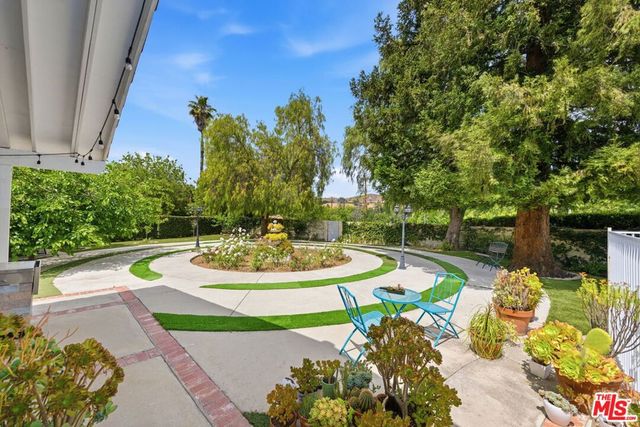 29107 Hillrise Drive, Agoura Hills, CA 91301