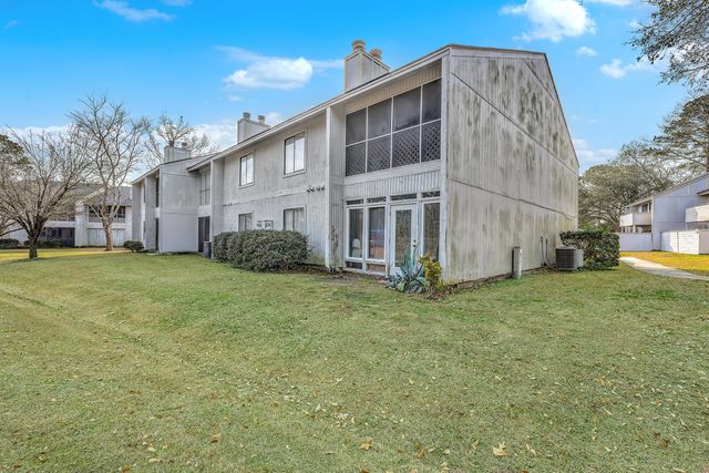 404 Greencastle Drive, Goose Creek, SC 29445