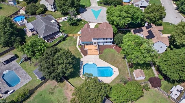 605 Burton Court CT, Chesapeake, VA 23322