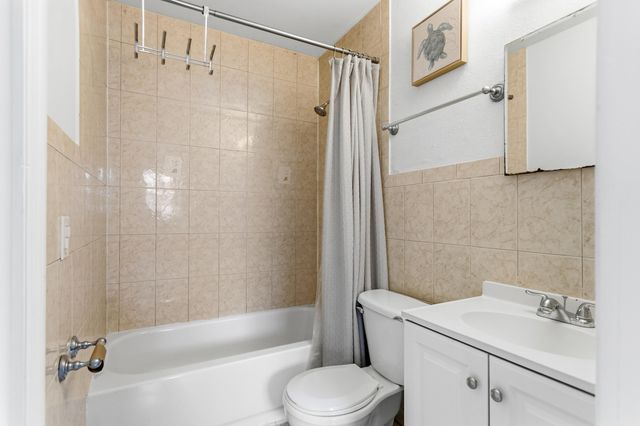 709 SW 13TH Avenue 2, Fort Lauderdale, FL 33312