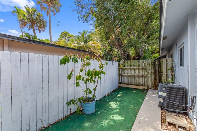 709 SW 13TH Avenue 2, Fort Lauderdale, FL 33312