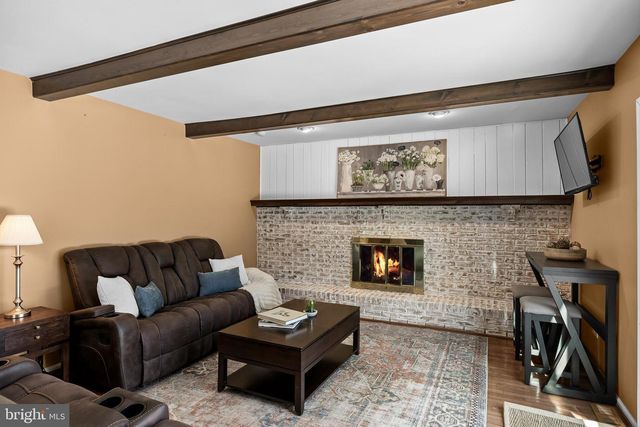 10 LEXINGTON CT, Shamong, NJ 08088