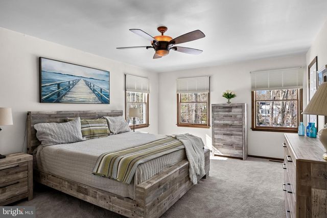 10 LEXINGTON CT, Shamong, NJ 08088