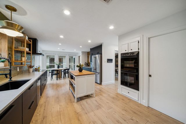 7107 Cart Gate Drive, Houston, TX 77095