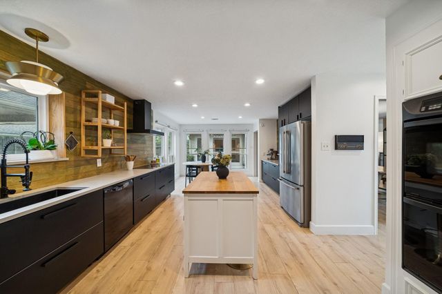 7107 Cart Gate Drive, Houston, TX 77095