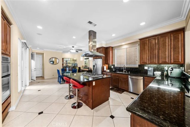 116 11th, Huntington Beach, CA 92648