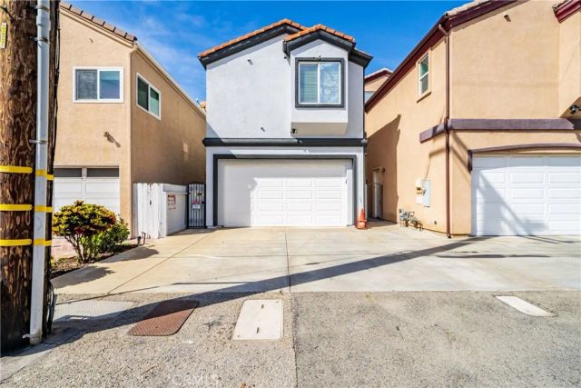 116 11th, Huntington Beach, CA 92648