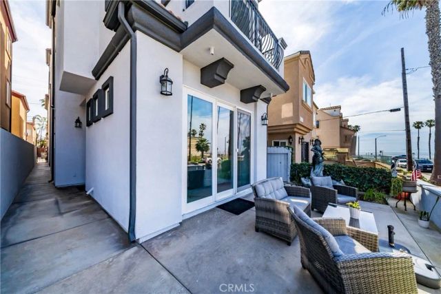 116 11th, Huntington Beach, CA 92648