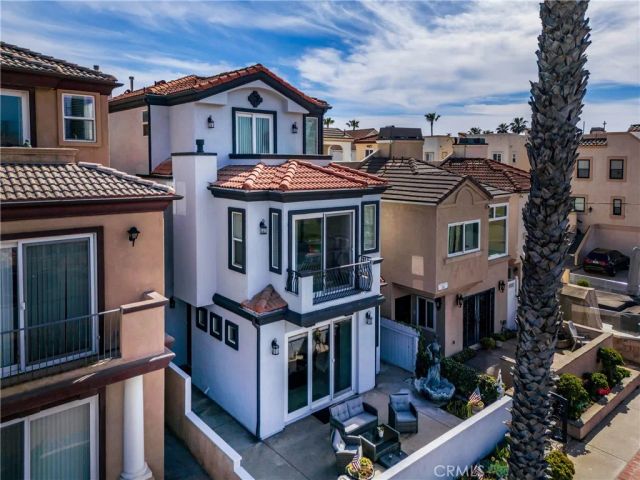 116 11th, Huntington Beach, CA 92648