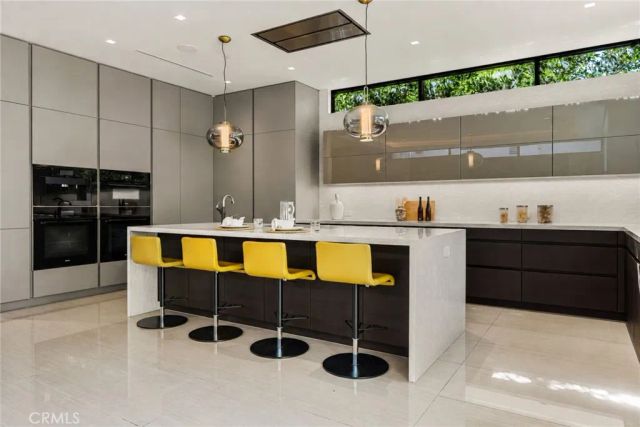 6517 Colgate Avenue, Los Angeles, CA 90048
