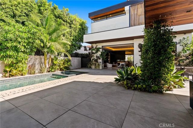 6517 Colgate Avenue, Los Angeles, CA 90048