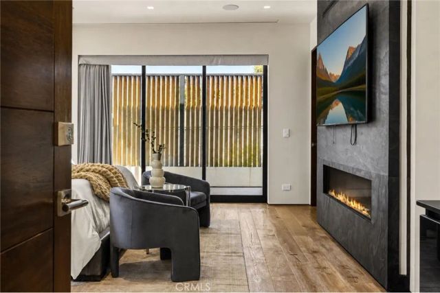 6517 Colgate Avenue, Los Angeles, CA 90048
