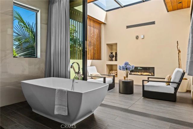 6517 Colgate Avenue, Los Angeles, CA 90048