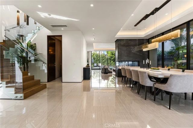 6517 Colgate Avenue, Los Angeles, CA 90048