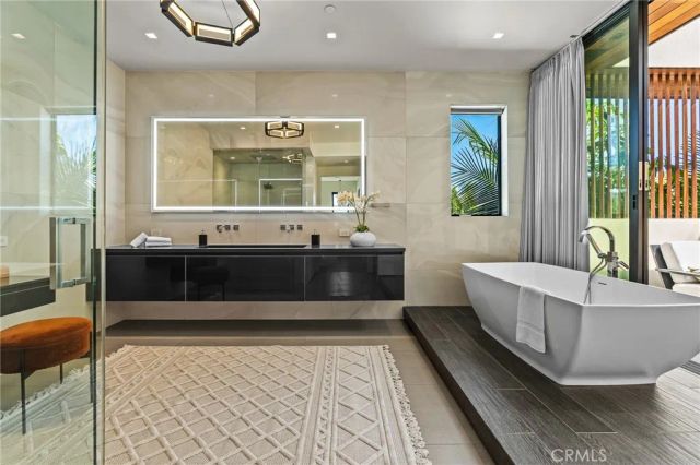6517 Colgate Avenue, Los Angeles, CA 90048