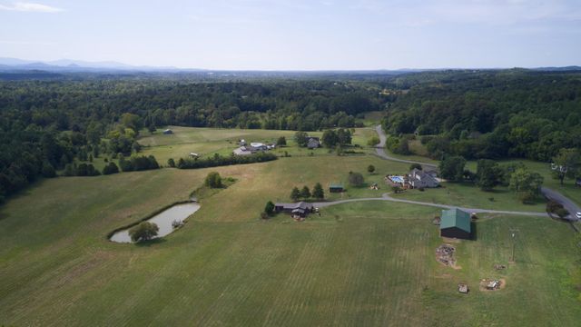 2239 County Road 750, Calhoun, TN 37309