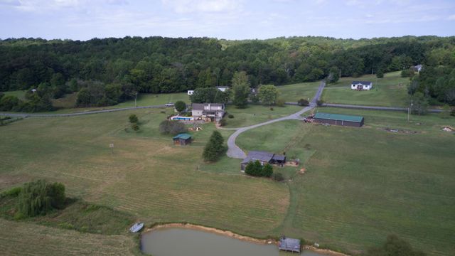 2239 County Road 750, Calhoun, TN 37309