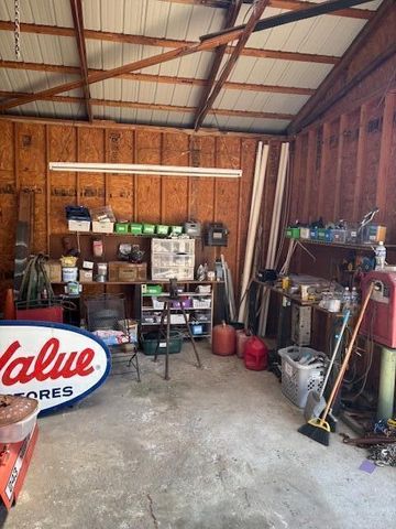 2239 County Road 750, Calhoun, TN 37309