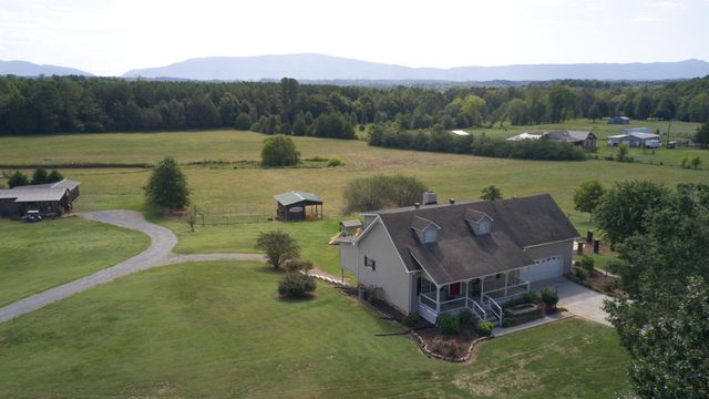 2239 County Road 750, Calhoun, TN 37309