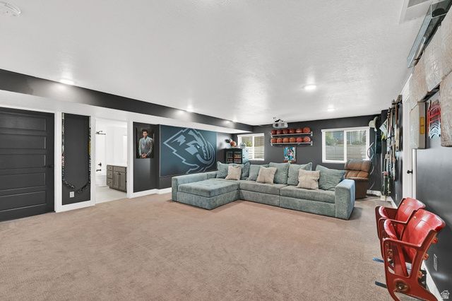 1951 W JOSEPH ACRES RD, Kaysville, UT 84037