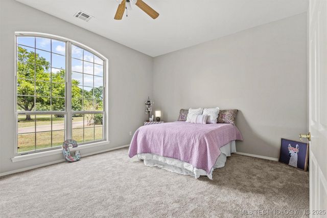 236 Pecan Acres Lane, Colbert, OK 74733