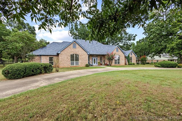 236 Pecan Acres Lane, Colbert, OK 74733