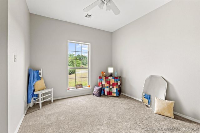 236 Pecan Acres Lane, Colbert, OK 74733