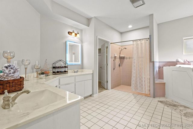 236 Pecan Acres Lane, Colbert, OK 74733