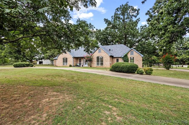 236 Pecan Acres Lane, Colbert, OK 74733