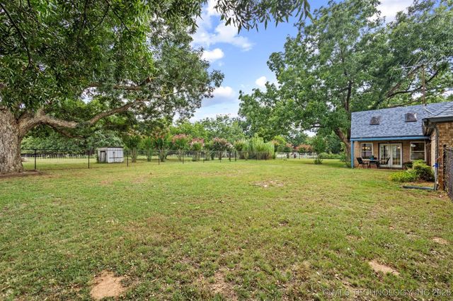 236 Pecan Acres Lane, Colbert, OK 74733