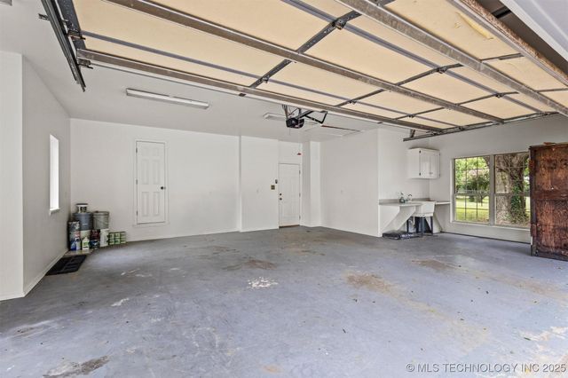 236 Pecan Acres Lane, Colbert, OK 74733